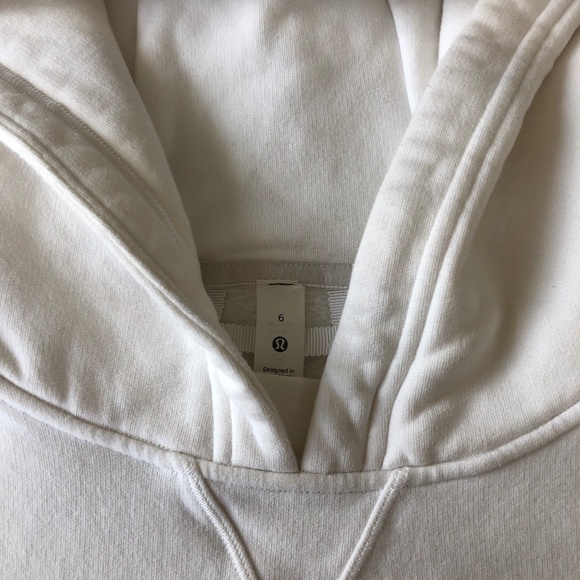 Lululemon cozy hoodie in very good condition - Picture 3 of 3